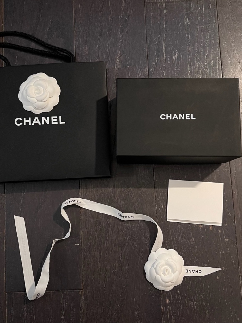 Chanel flower black white empty box and bag storage decoration